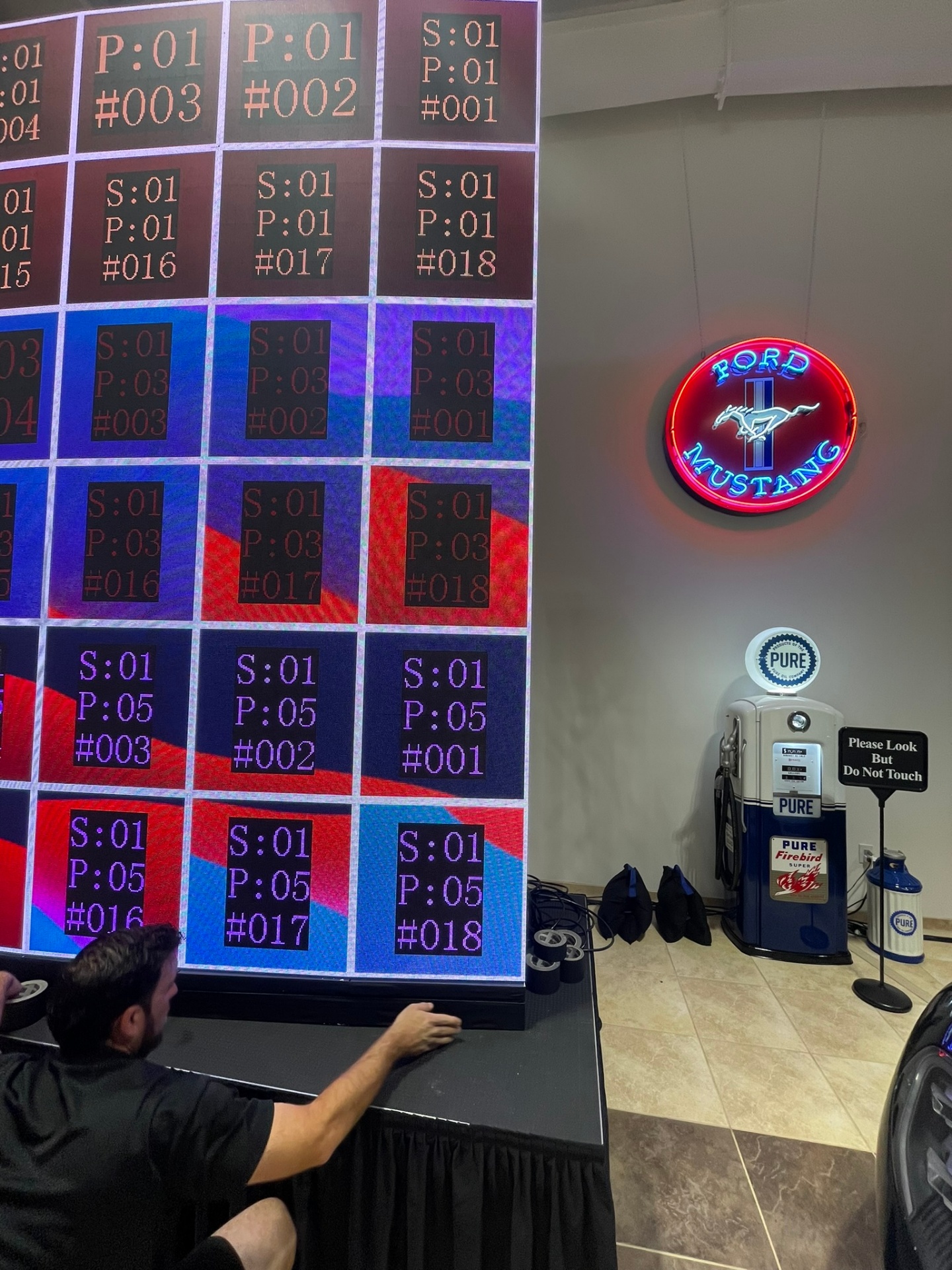 Sophisticated Gents Event — 16:9 Indoor LED — view 3